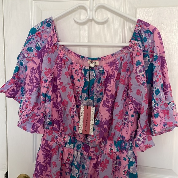 Romper - Picture 2 of 4